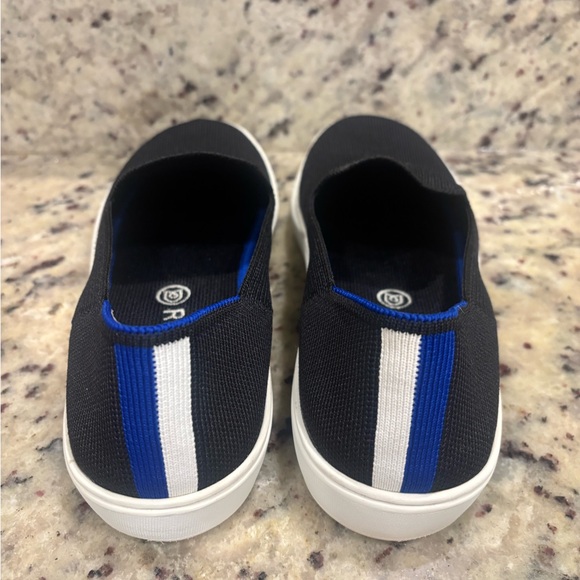 Rothys The Original Slip On Black Sneaker Womens Size 8.5 - Picture 4 of 6